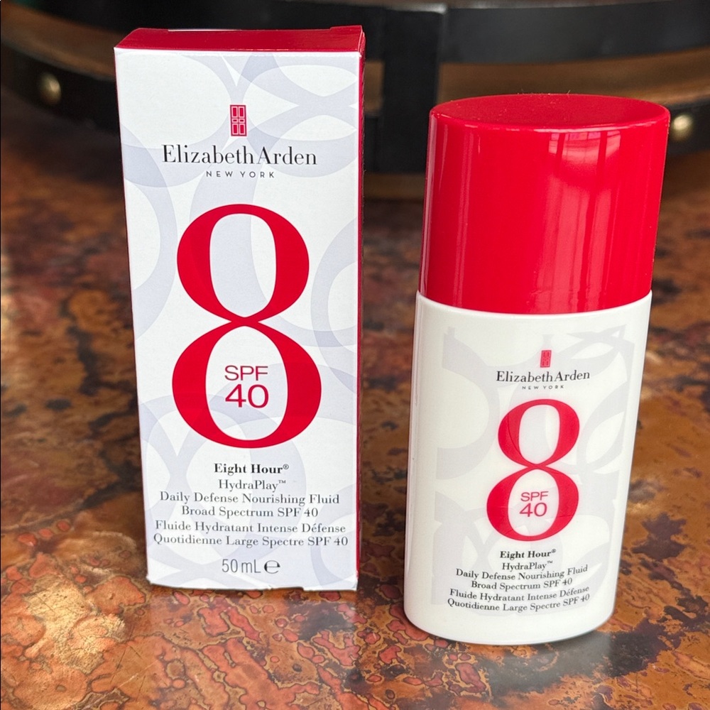 Elizabeth Arden Eight Hour Hydraplay Daily Defense Nourishing Fluid SPF 40 50ml